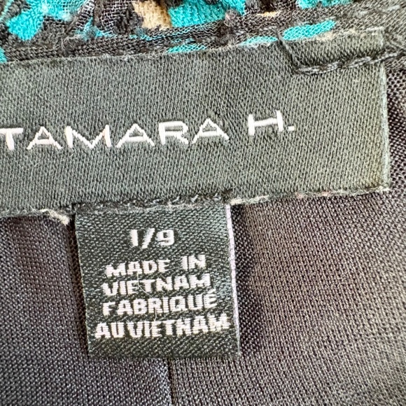 Tamara H. Black Ruffle Floral Blouse Size I/9 - Picture 5 of 13